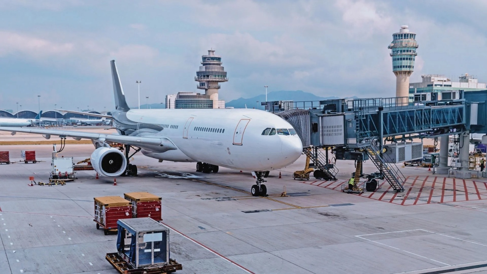 Gate Reassignment Problem — Replanejamento dinâmico na alocação de aeronaves a portões aeroportuários